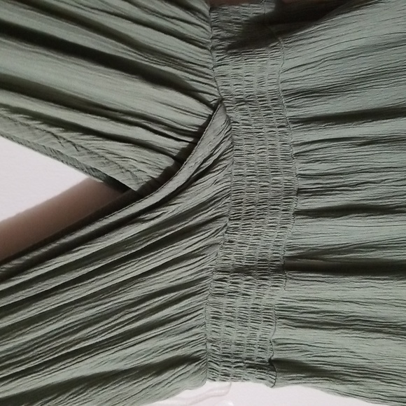 Ladies Romper  XS - Picture 2 of 7